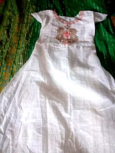 white ground for the womeno