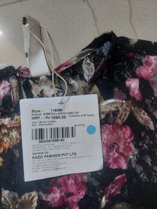 Kazo Stretch Lace Ruched Top