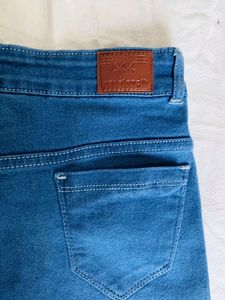 Stylish Blue Jeans For Girls