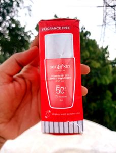 Dot &amp; Key Strawberry 🍓 Tinted Sunscreen 🌞