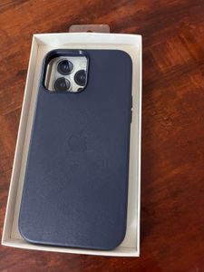iPhone 13 Pro  Leather case
