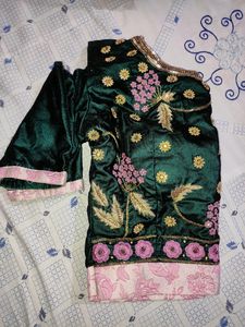Green Padded Blouse (Pink &amp; Golden Work)