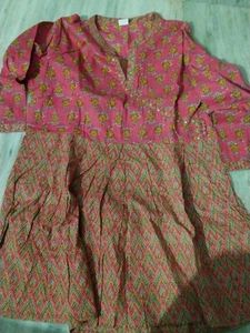 Pink Floral Print Kurti