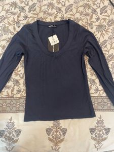 stone gray fitted long sleeve top