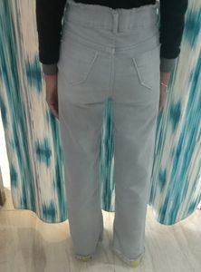 Straight Fit Jeans For Girls