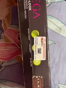 Vega Paddle Brush Straightener