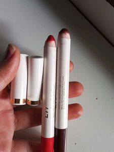 MyGlamm LIT Lipstick Duo