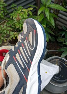 Sports Shoes