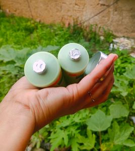 One ✅ Lotus Organics Face Wash😍