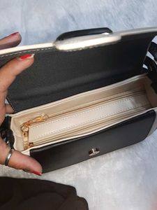 Chic Two-Tone Shoulder Bag