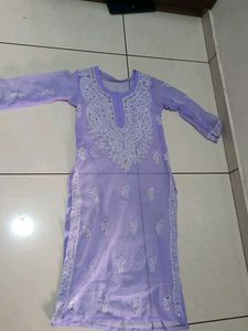 2 chikankari kurti combo DM me for price