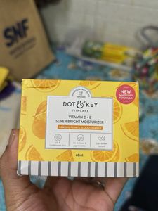 dot and key vitamin c moisturizer