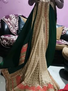 Saree With Ready V Neck Blouse Combo Set