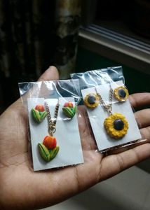 Leaf Pendant Necklace &amp; Earrings Set