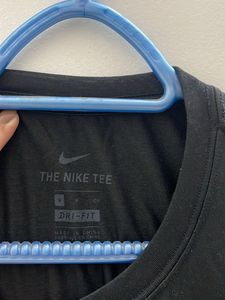 Nike Dri-FIT Tee