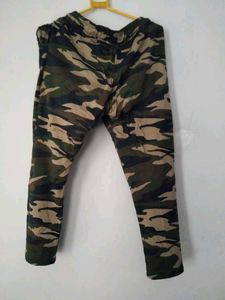 Camo Print Casual Pants