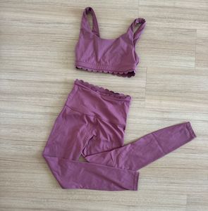 Scallop Activewear Leggings Set