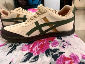Men Sneakers (New Condition Never Used)