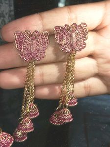 I&#39;m Selling New Beautiful Butterfly Earring.
