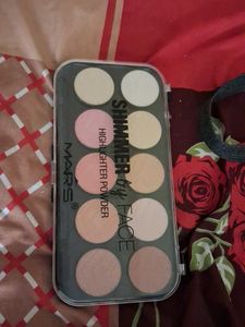 Mars Shimmer Highlighter
