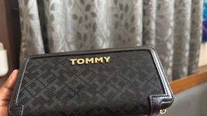 Tommy Hilfiger Wallet