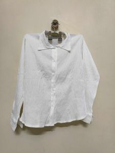 White Shirt Size:M