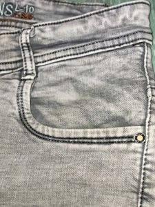 Bifold Gray Wash Jeans