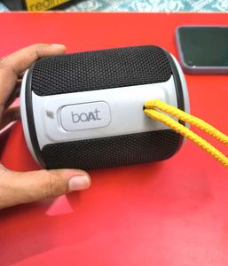 BoAt Stone 350 Wireless Speaker 10W Working