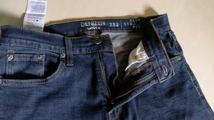Levi&#39;s Blue Jeans