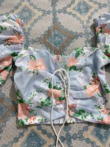 prettiest floral crop top