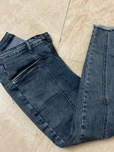 Women jeans