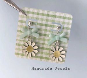 Daisy &amp; Bow Earrings
