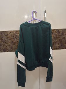 h&amp;m green sweatshirt