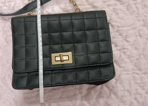 Chic Black Crossbody Sling Bag