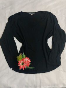 🆕 Black Top