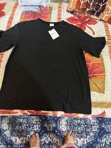 Black Tshirt