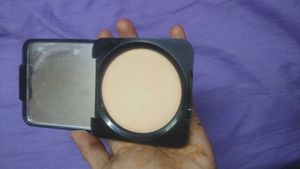 NY Bae Compact powder