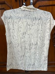 Printed Tshirt With Neck Tie