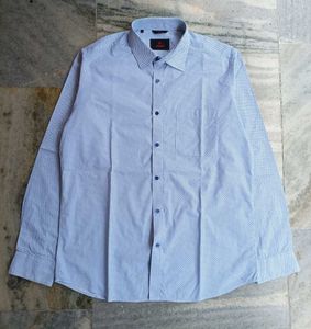Elegant Patterned Shirt