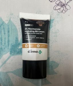 The derma co 2% niacinamide bb cream