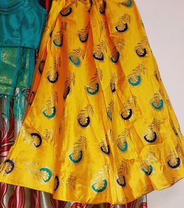 Lahnga Choli And Duppta Set