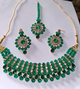 Green Jewellery Set