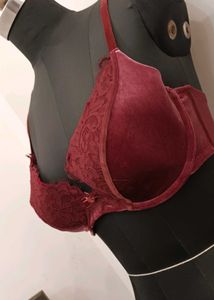Hunkemoller Velvet Lace Bra 36D
