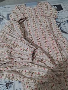 Floral Print Kurta And Shalwar