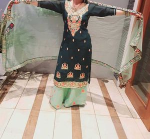 💚Women Festive Wear Palazzo Suit💚