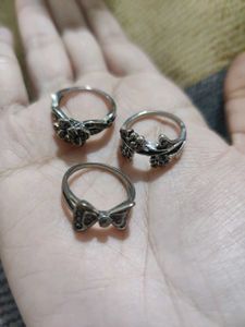 Silver Tone Ring Set