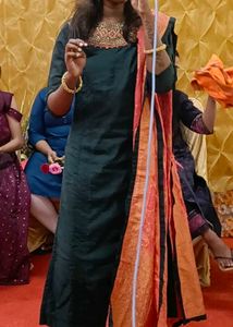 Emerald Green Embroidered Kurti Full Set