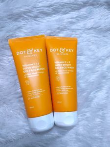 Combo Dot And Key Vitamin C Face Wash