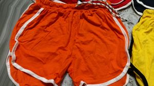 Hot Pant    4 Pies Girl Only