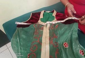 Sleeve Less Tellfish Gown